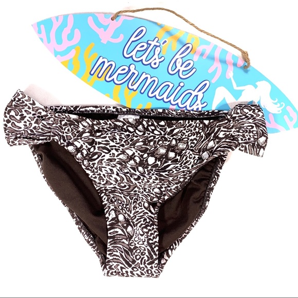 Mossimo Supply Co. Other - New Mossimo Brown White Leopard Bikini Bottoms M